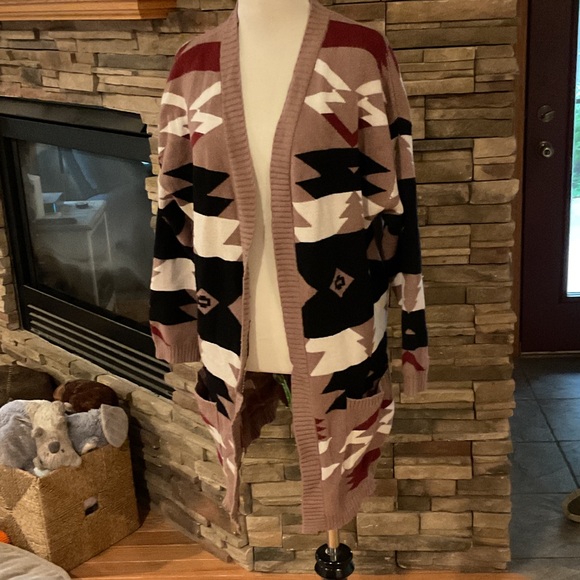 Twenty Ten Women's Geometric Patterned Cardigan Sweater! - Picture 1 of 8